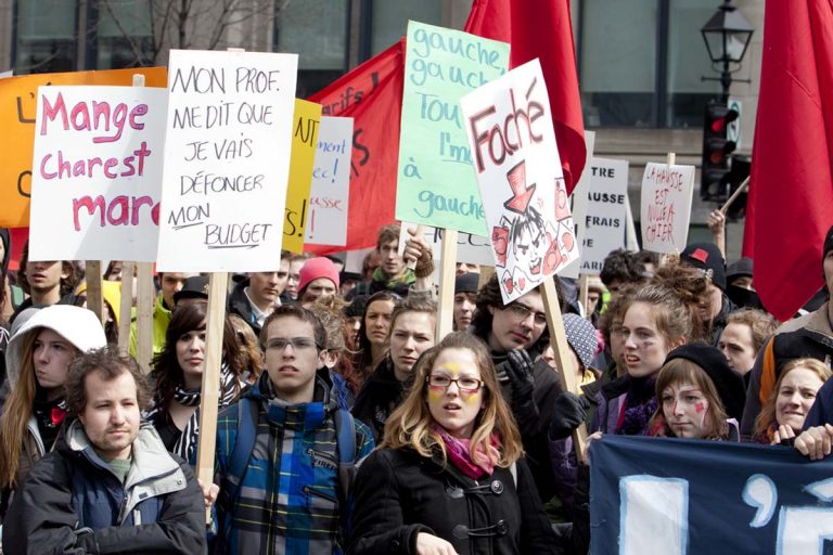 À nouveau dans la&nbsp;rue