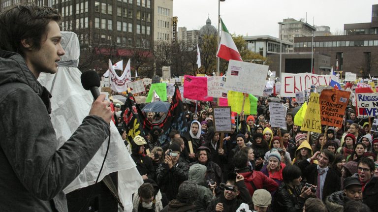 Dénoncer un système de l’interieur