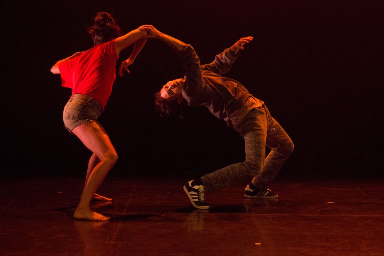 Deux par deux rassemblés