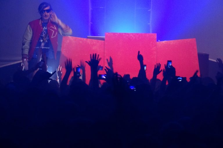 Electro-choc par Kavinsky