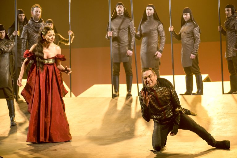 De l’envergure et du grotesque