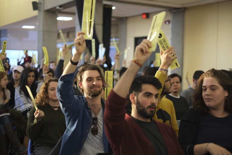 L’AG pose son empreinte