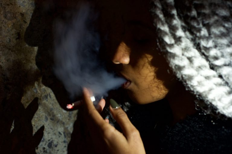 La cigarette, expulsée de l’Université