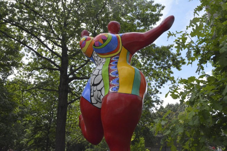 L’art contemporain débarque à McGill (il y a même un loup)