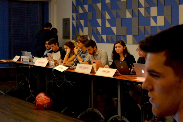 Guerre civile dans l’exécutif mcgillois