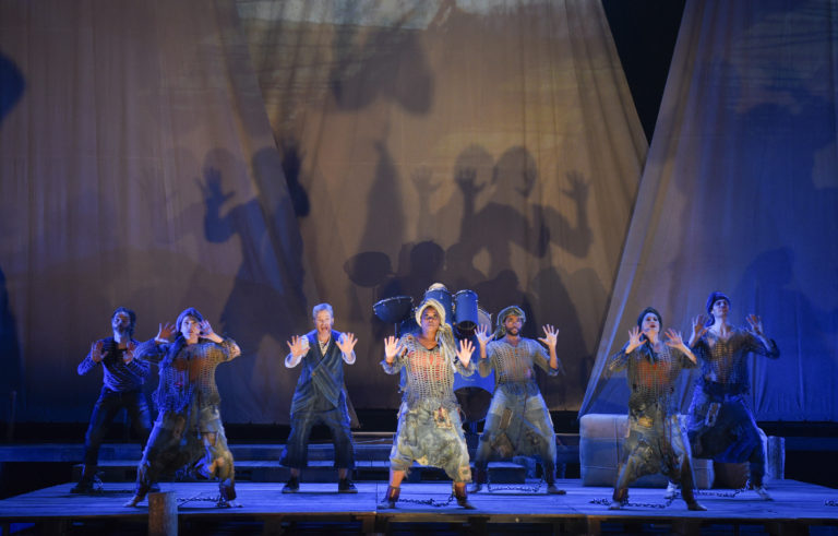 Scapin continue de surprendre