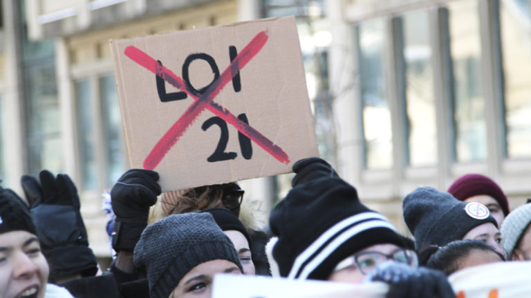 La foi face à la loi 21