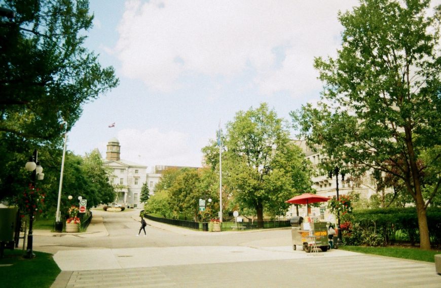 Antiracisme à McGill : des explications de l’administration