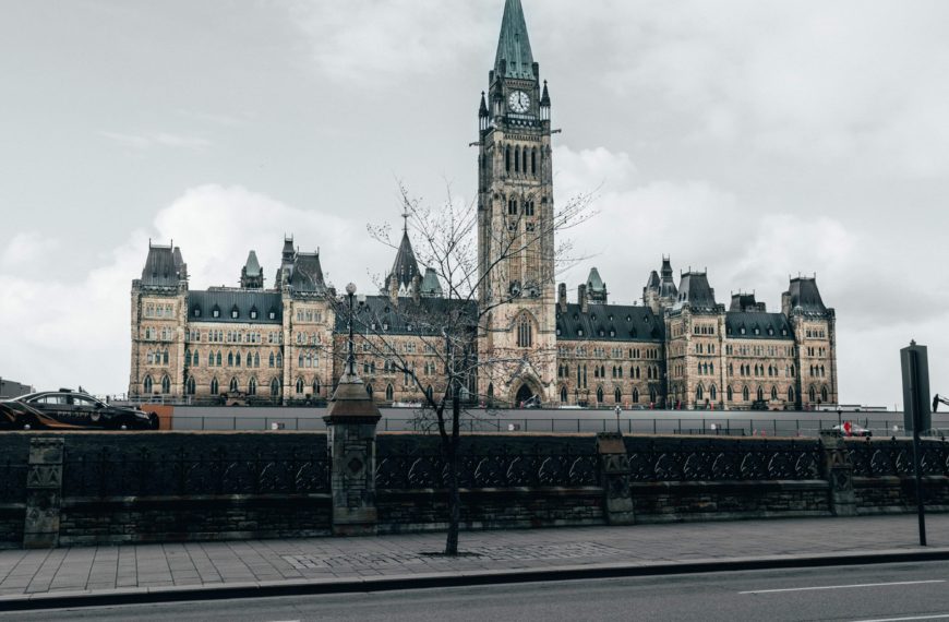 Tour de force à Ottawa : les libéraux intacts