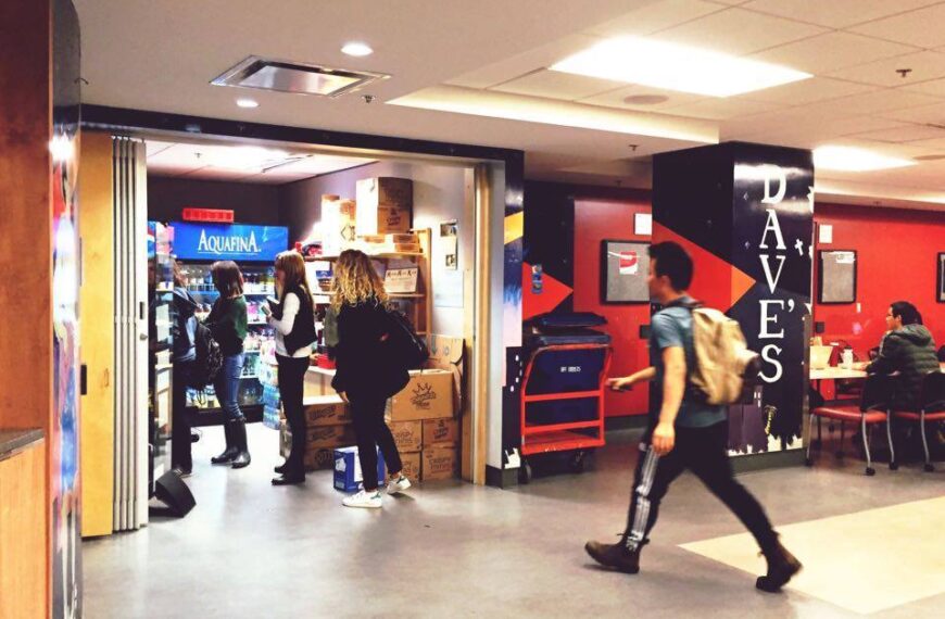 Un nouveau rival au Dave’s store