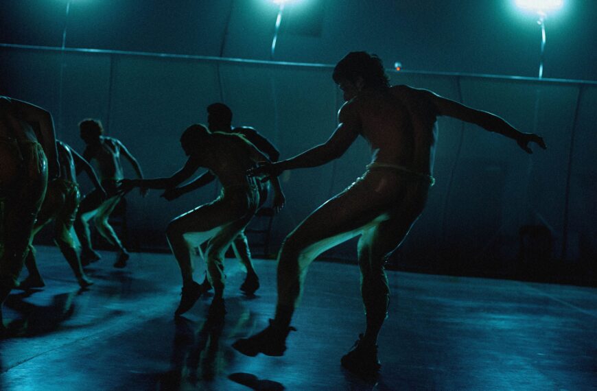 Danser l’artificialité