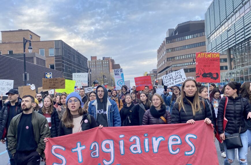 Manifestation pour la rémunération des stages