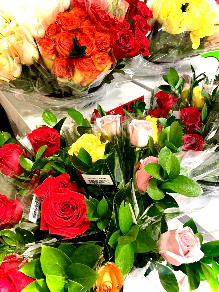 Gare aux roses rouges !