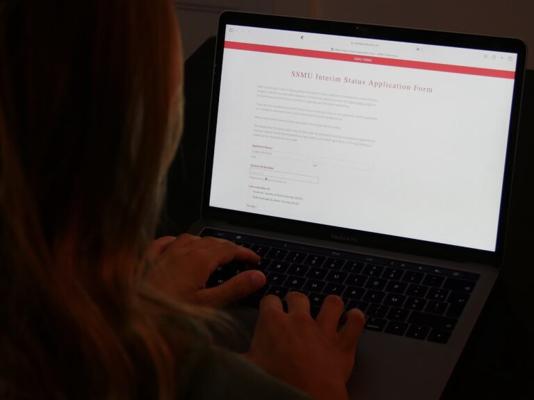 « Le processus administratif ne fait que nous mettre des bâtons dans les roues »